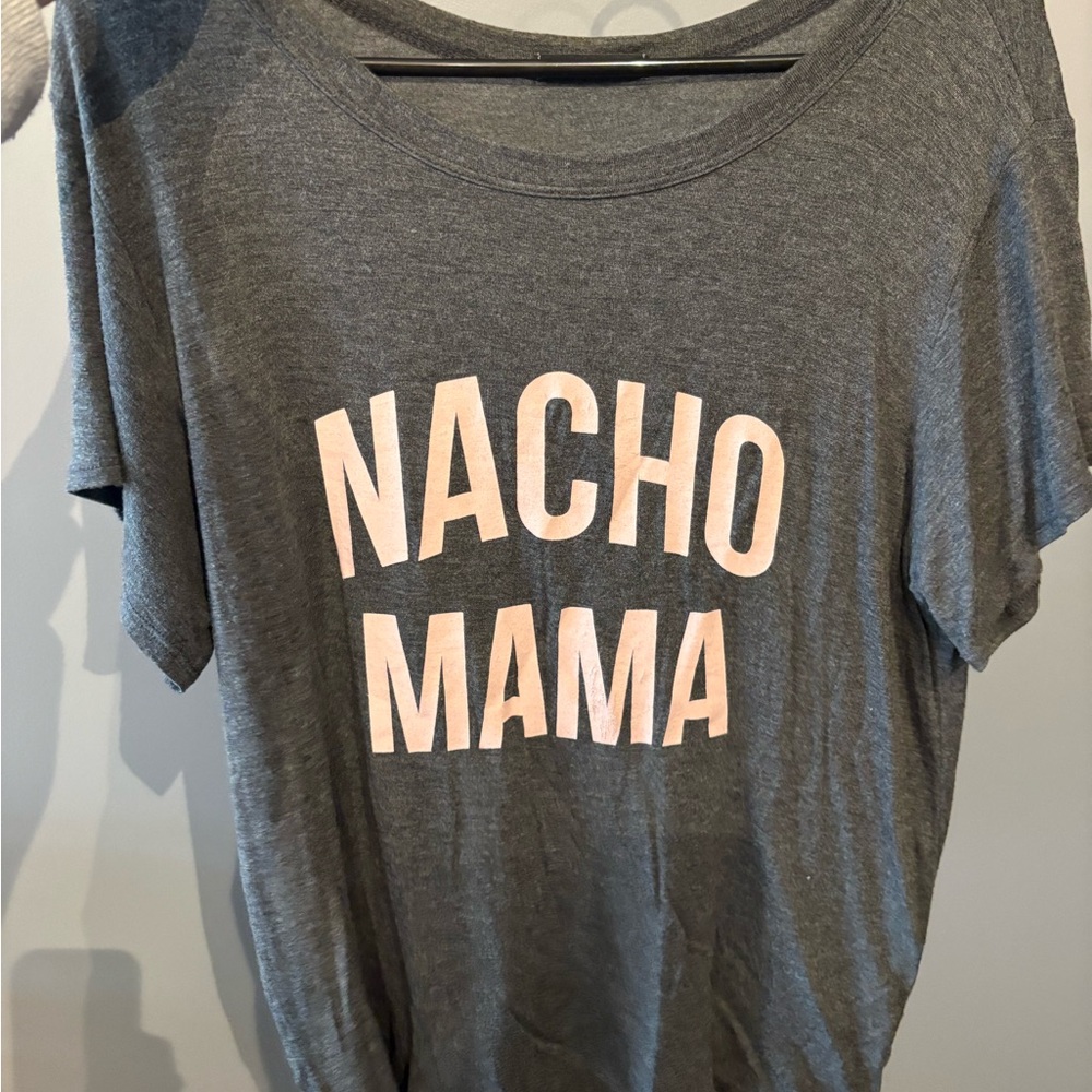 Gray 'Nacho Mama' Graphic T-Shirt